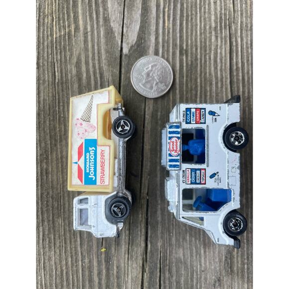 2 vintage Ice Cream Trucks Howard Johnsons Strawberry Hot Wheels Good Humor - Picture 3 of 7